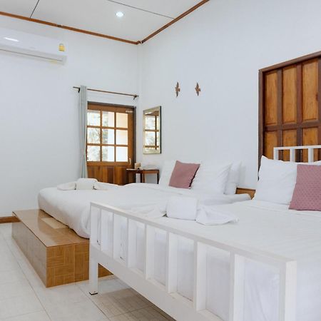 Baanboonpetch Resort Ban Phlong Takhe Bagian luar foto